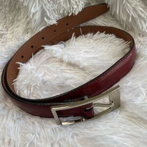 Stone Mountain Red genuine Italian leather belt size M with silver buckle